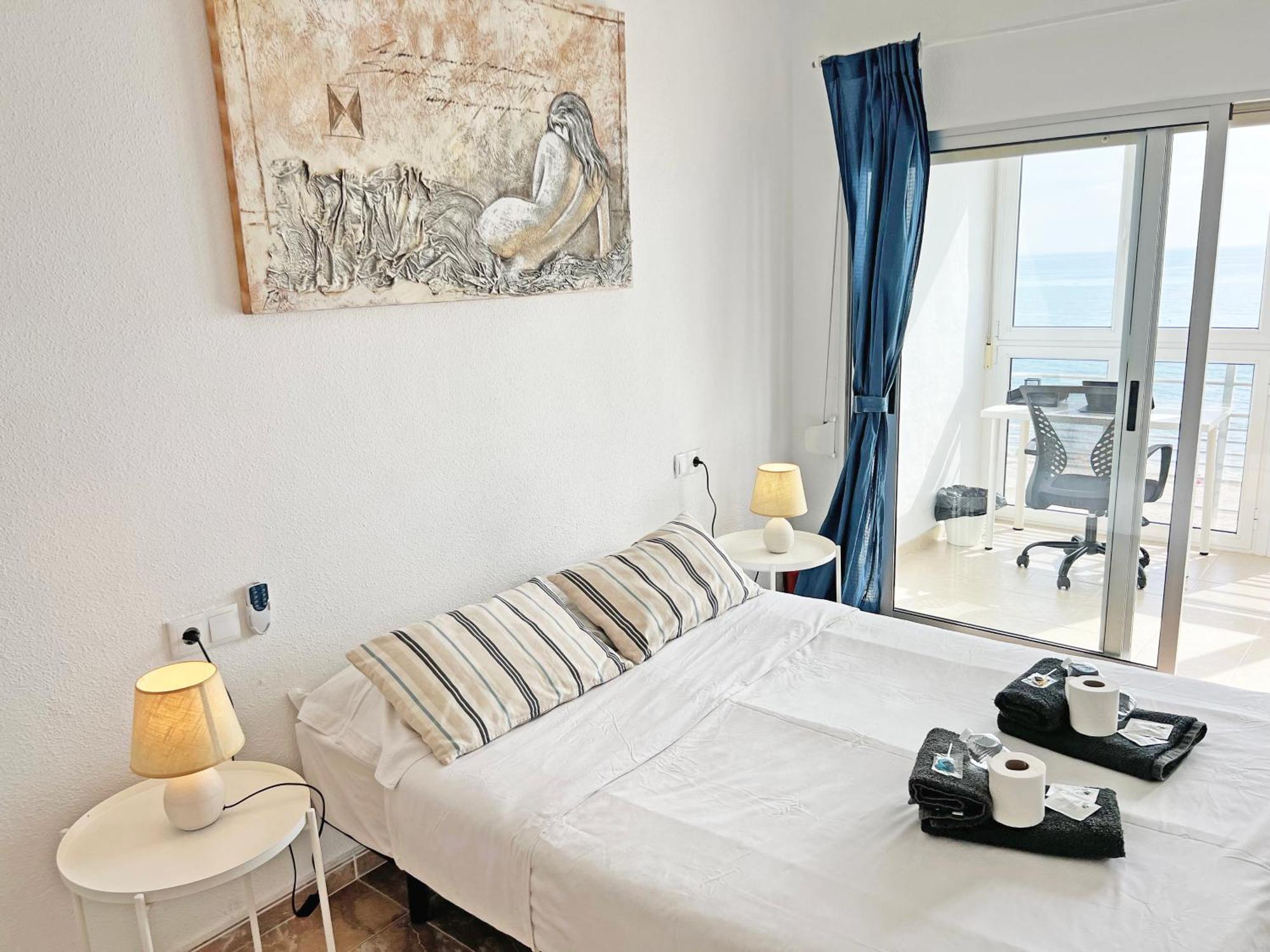 坎佩略Atico Frente Al Mar 2 Terrazas Barbacoa Y Parking Sujeto A Disponibilidad公寓 外观 照片