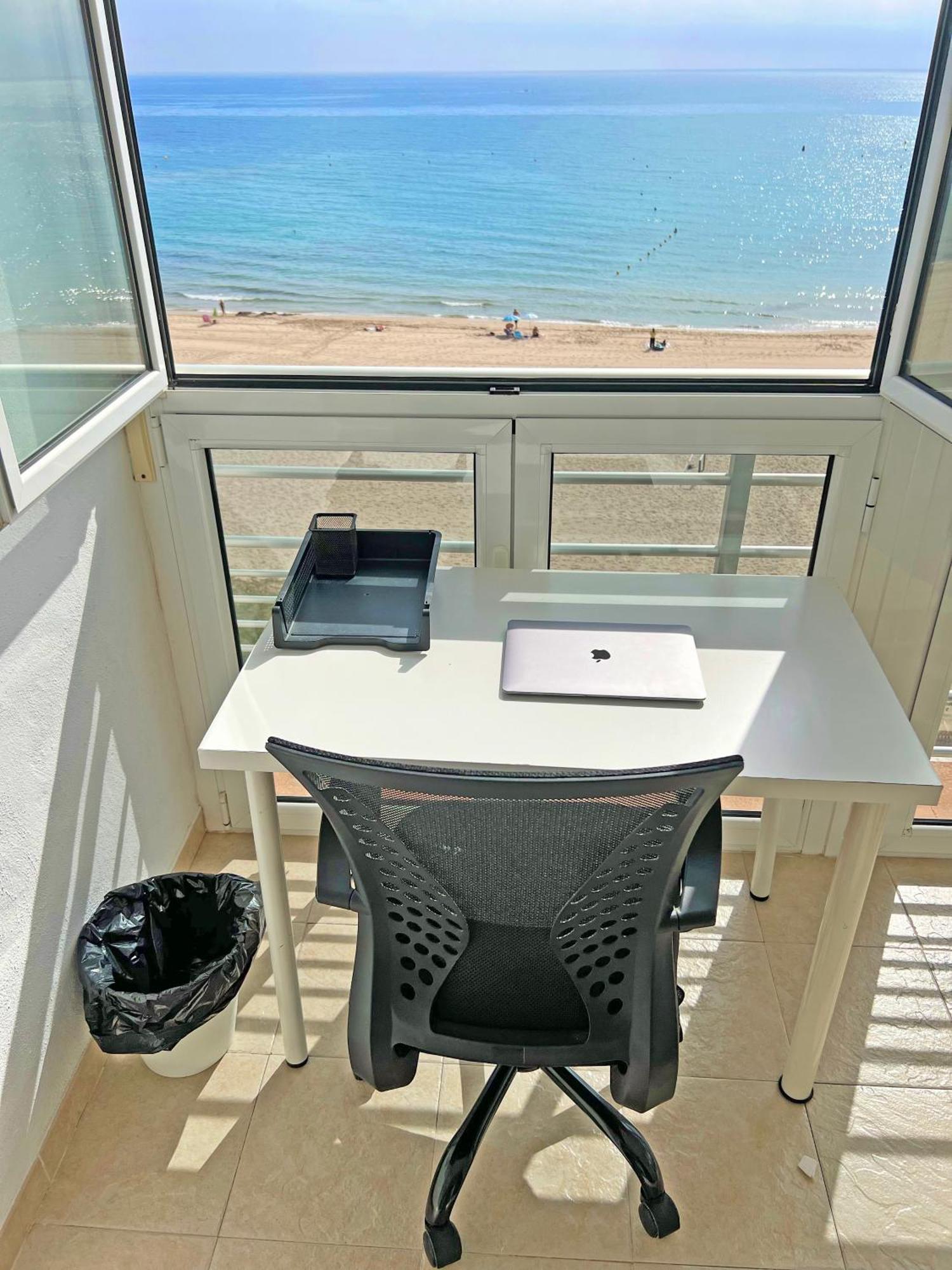 坎佩略Atico Frente Al Mar 2 Terrazas Barbacoa Y Parking Sujeto A Disponibilidad公寓 外观 照片