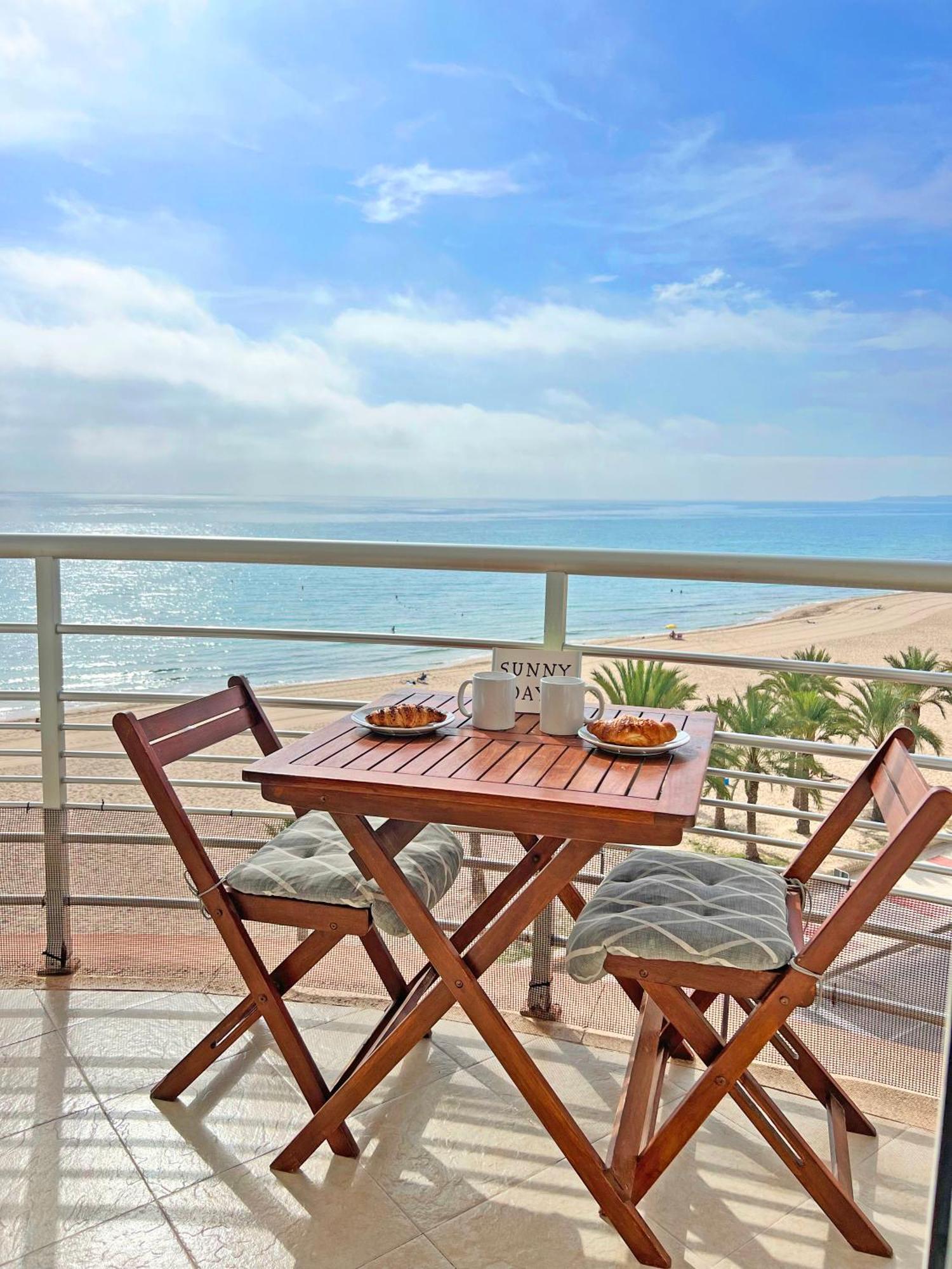 坎佩略Atico Frente Al Mar 2 Terrazas Barbacoa Y Parking Sujeto A Disponibilidad公寓 外观 照片